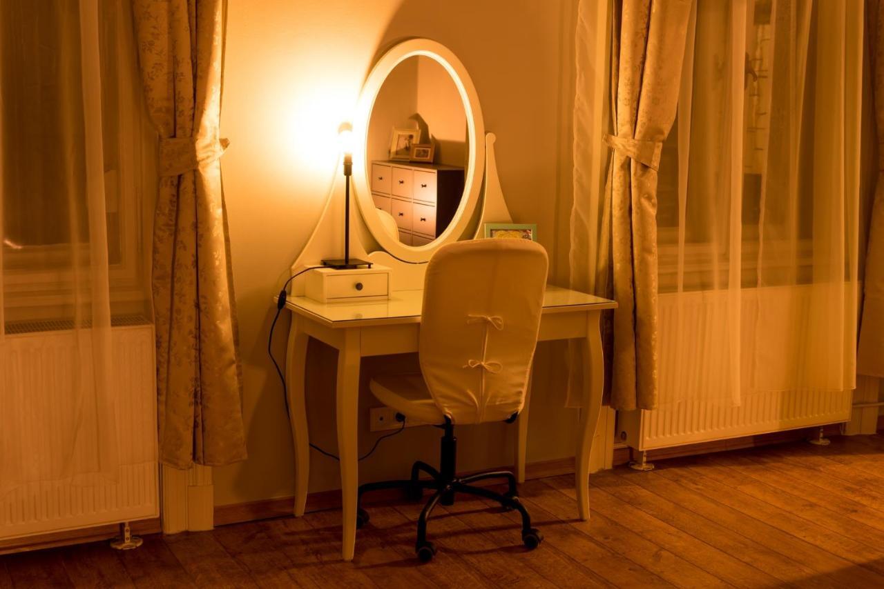 R38 - Artists Luxury Apartment