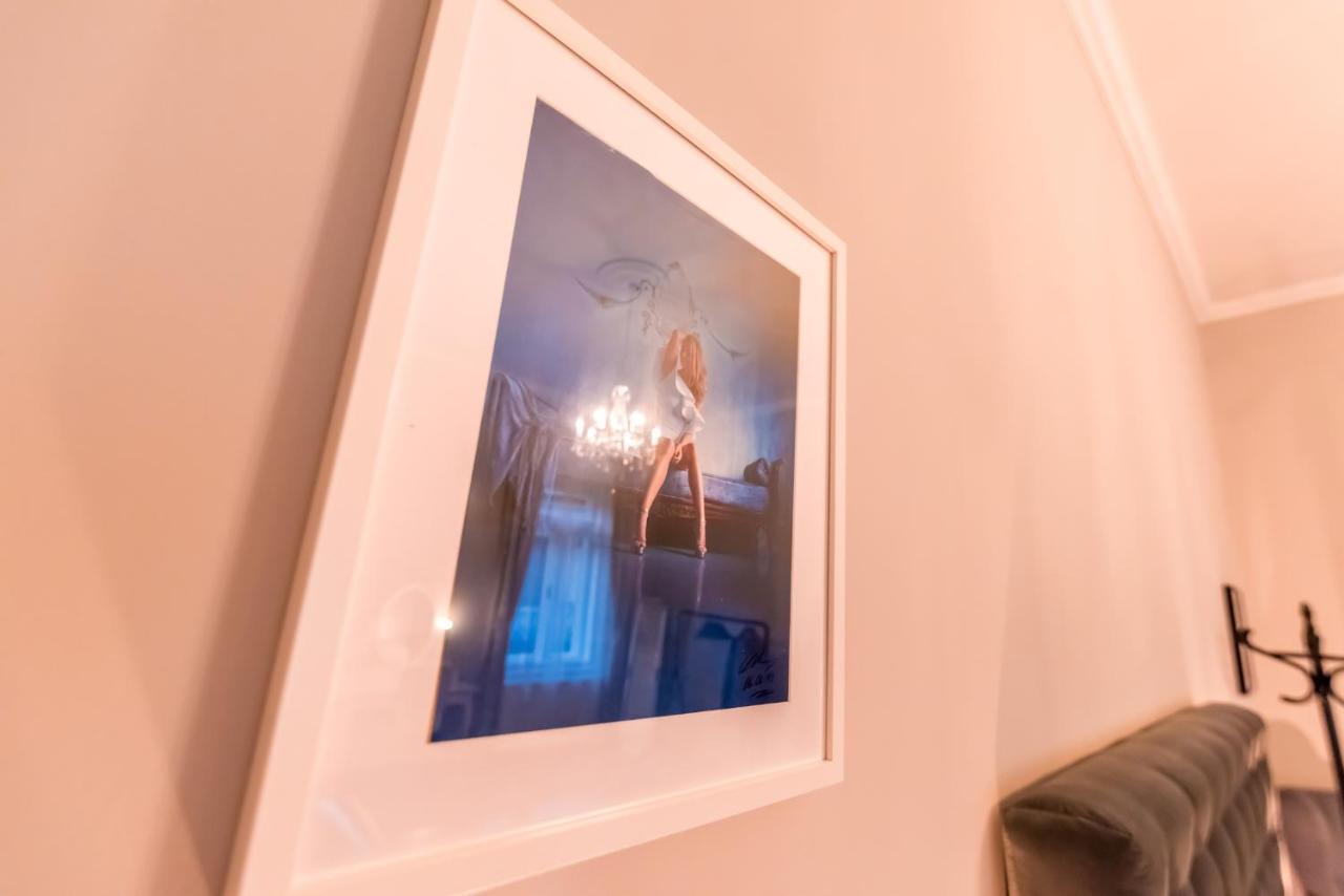 R38 - Artists Luxury Apartmán